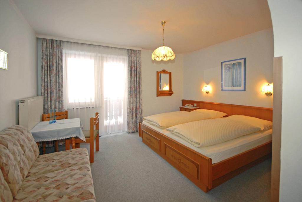 Pension Riedlsperger Saalbach-Hinterglemm Chambre photo