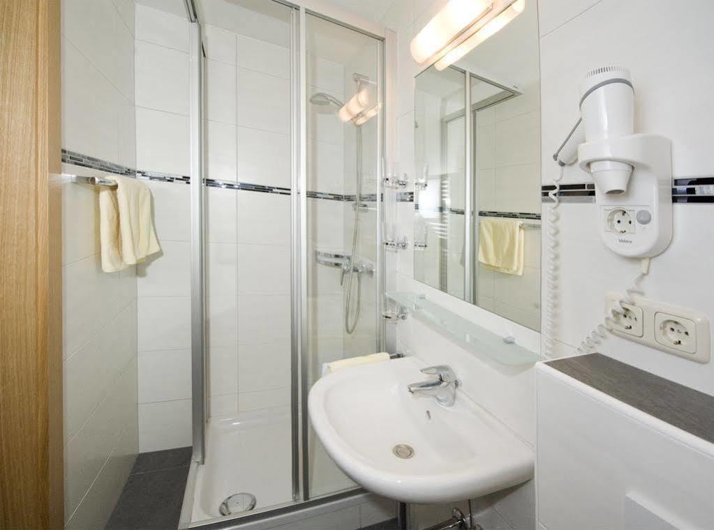 Pension Riedlsperger Saalbach-Hinterglemm Extérieur photo